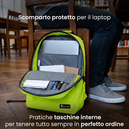 Classic Medium Backpack - 40x30x15 - Lifestyle and Airline Cabin 8105