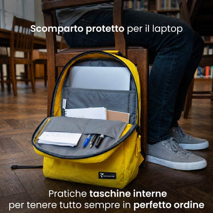 Classic Medium Backpack - 40x30x15 - Lifestyle and Airline Cabin 8105
